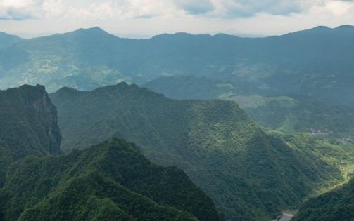 張家界4月天氣詳解｜遊玩攻略與注意事項