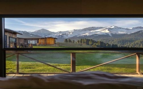 新疆住宿測評榜：淡季入住真實體驗紅黑榜（含避雷指南）