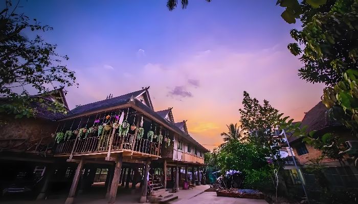 西雙版納傣族園傣族竹樓