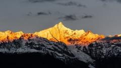 梅裏雪山適合老人和小孩嗎：家庭旅行實用全攻略