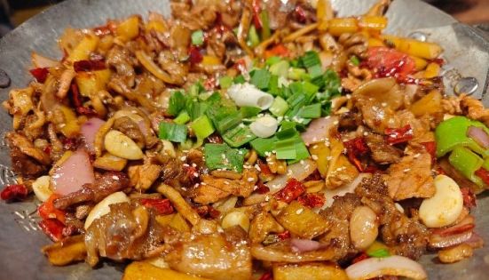 張家界必吃美食指南：當地特色菜與小吃在哪吃