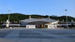 張家界站和張家界西站有什麼不同？張家界火車站實用指南