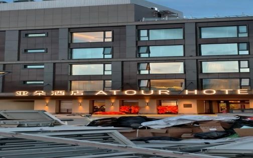 賽里木湖酒店推薦:湖景房真實評測+住宿選擇全攻略(逸扉/亞朵/星空營地)