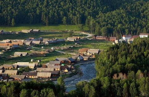 禾木村與白哈巴：哪個更值得去？