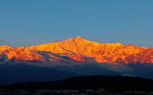 在梅里雪山一天集齐月照银山+日照金山_1_爱吃西瓜的小张_来自小红书网页版(1)