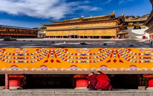 阿猫华夏行之甘南 _ 郎木寺_1_布拉格的猫_来自小红书网页版(1)