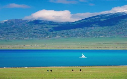 新疆夏日天氣全解析｜乾熱、溫差、日照一次看懂