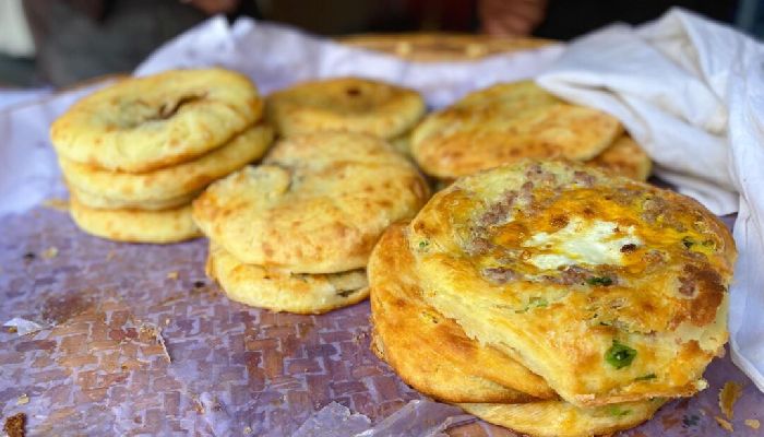 云南深度8日游：畅游昆明、大理、丽江、香格里拉与泸沽湖