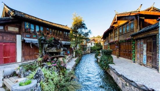 雲南麗江旅遊花費：交通住宿門票餐飲購物省錢攻略