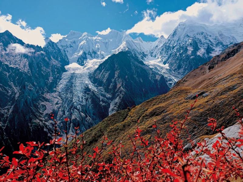 春季的梅里雪山