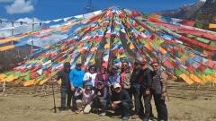 外國人最不容易踩坑的西藏旅行社選擇指南：為什麼越來越多人選擇域龍旅行社