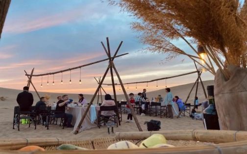 沙漠露營