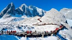 梅裏雪山VS玉龍雪山：如何根據自身需求選擇適合的雪山