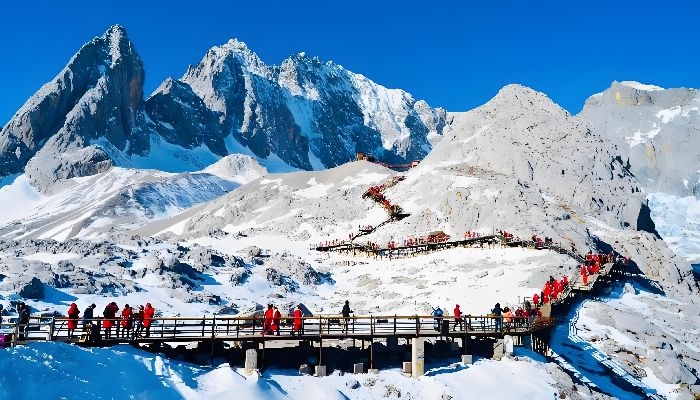 玉龍雪山冰川公園棧道