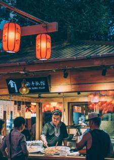 西北味蕾史詩：2026 青甘大環線美食全攻略（深度版）| 炕羊排、黃麵、酸奶、特色小吃全收錄