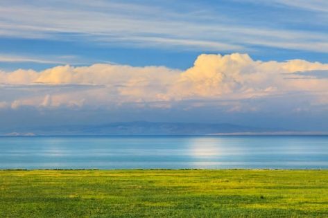 碧波萬頃的藍寶石：青海湖風光、歷史與在地美食深度指南
