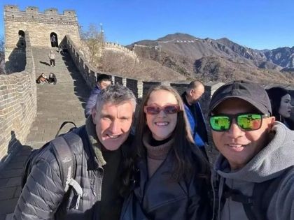 外國遊客體驗長城之旅