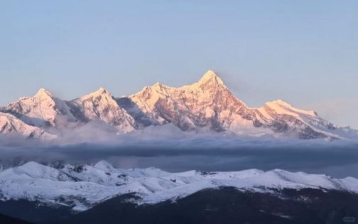 南迦巴瓦峰