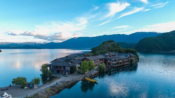 探秘東方女兒國:瀘沽湖夏季深度旅遊全攻略