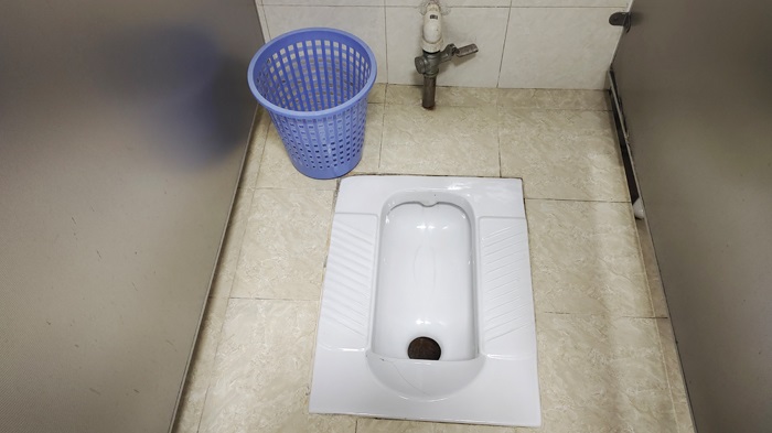 蹲式廁所