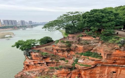 樂山大佛