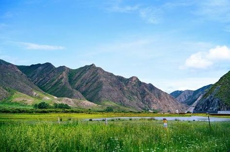 遺落在高原的九色天堂：甘南旅遊線路、歷史與深度美學全指南
