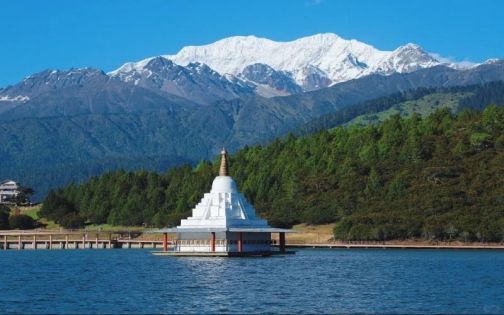 魯朗國際旅遊小鎮