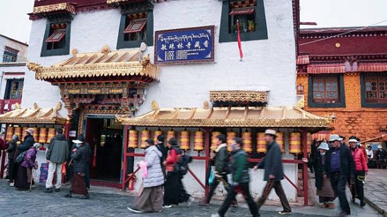 西藏必訪寺廟指南:探索藏傳佛教聖地與千年文化