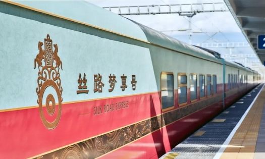 絲綢之路火車旅行:最佳列車、路線和旅行貼士